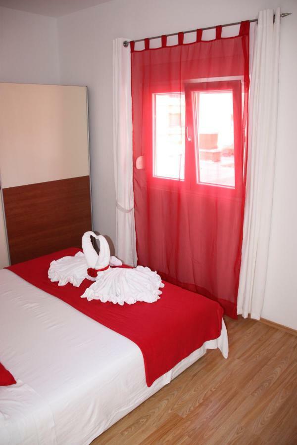 Apartament Nina *